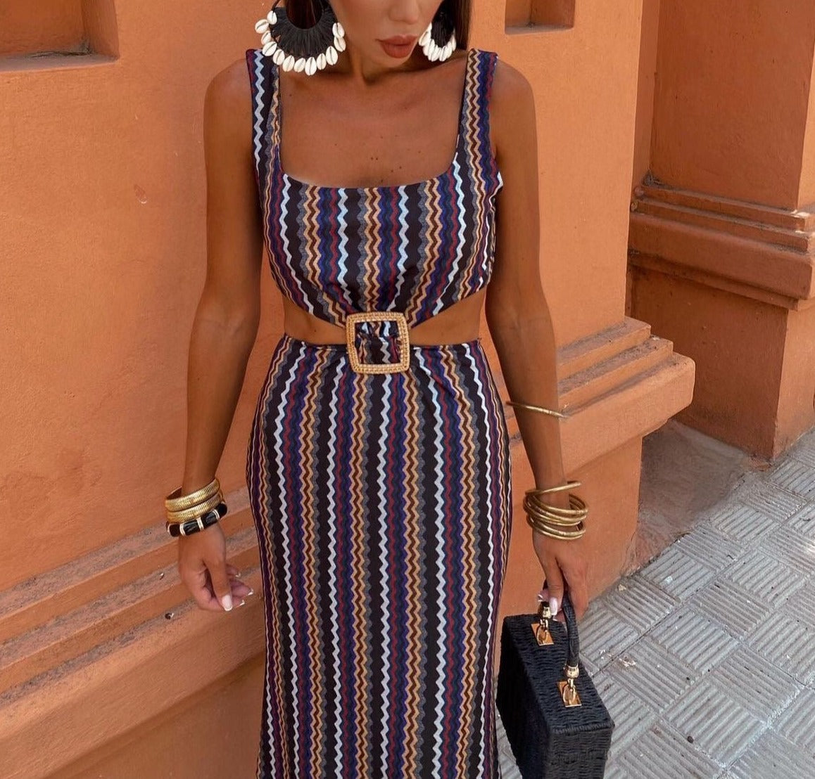 ARNE - Farverig kjole i zigzag-mønster