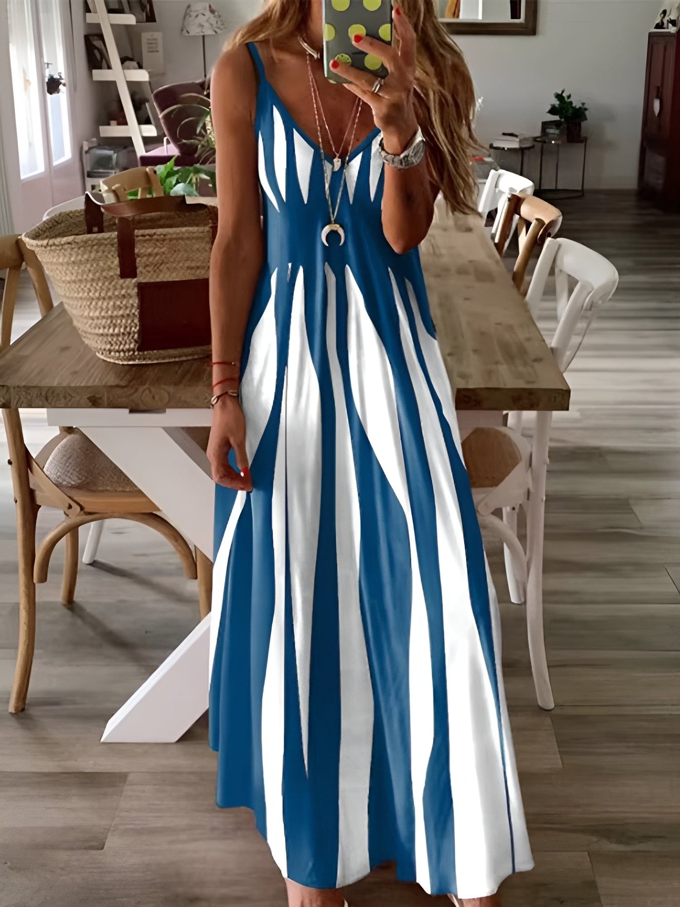 GAIA - Midi kjole med let pasform