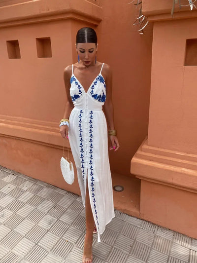 ELAIZA - Kjole med blå blomsterdetaljer