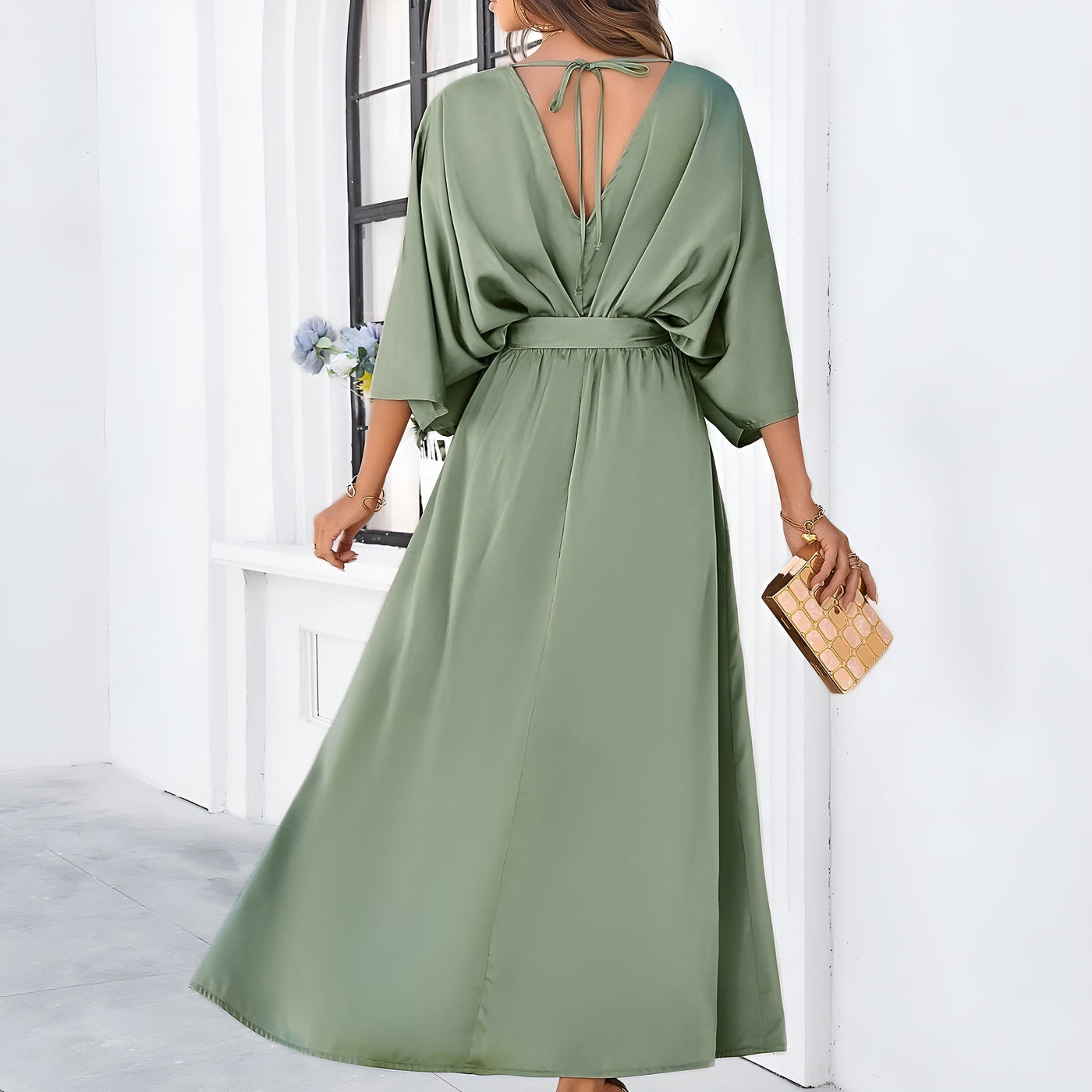 OPHELIA - Flydende kjole med taljebånd